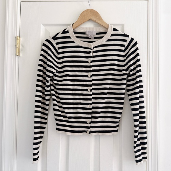 H&M Button Down Cardigan - Picture 3 of 3